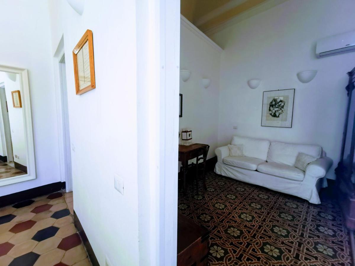 Fera O' Luni Panzió Catania-Fontanarossai nemzetközi repülőtér Kültér fotó